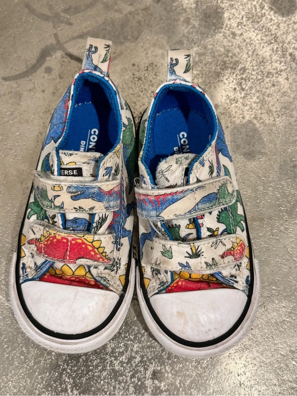 Converse Chuck Taylor All Star Dinoverse Toddler Sneakers – Dinosaur Print